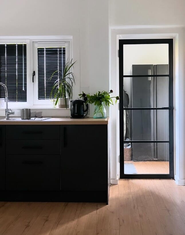 1981 x 610 x 35mm (24") Heritage Slim Profile Black Clear Glazed - Prefinished Internal Doors